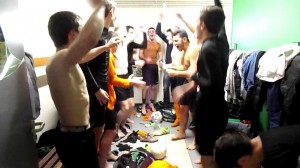 U19_ChantVictoire_Sam07Janv2017_DeboutN03_999x562